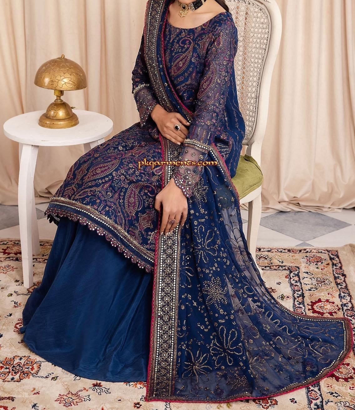IZNIK LUXURY ORGANZA WEDDING WEAR HFV-4604