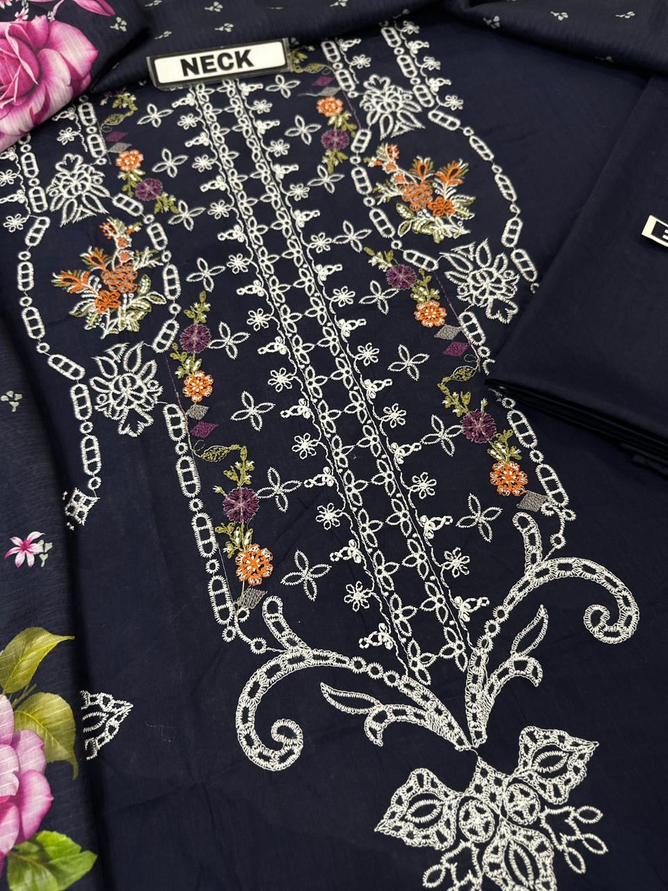 Qalamkar Lawn Wear 5421