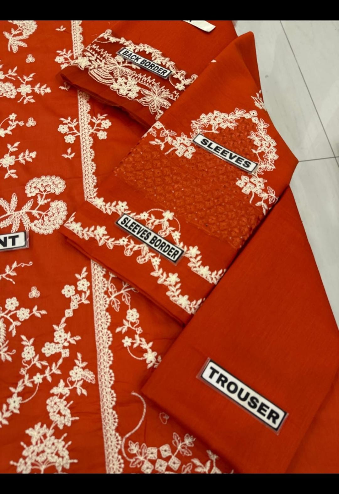 Hussain Rehar Lawn Wear 5428