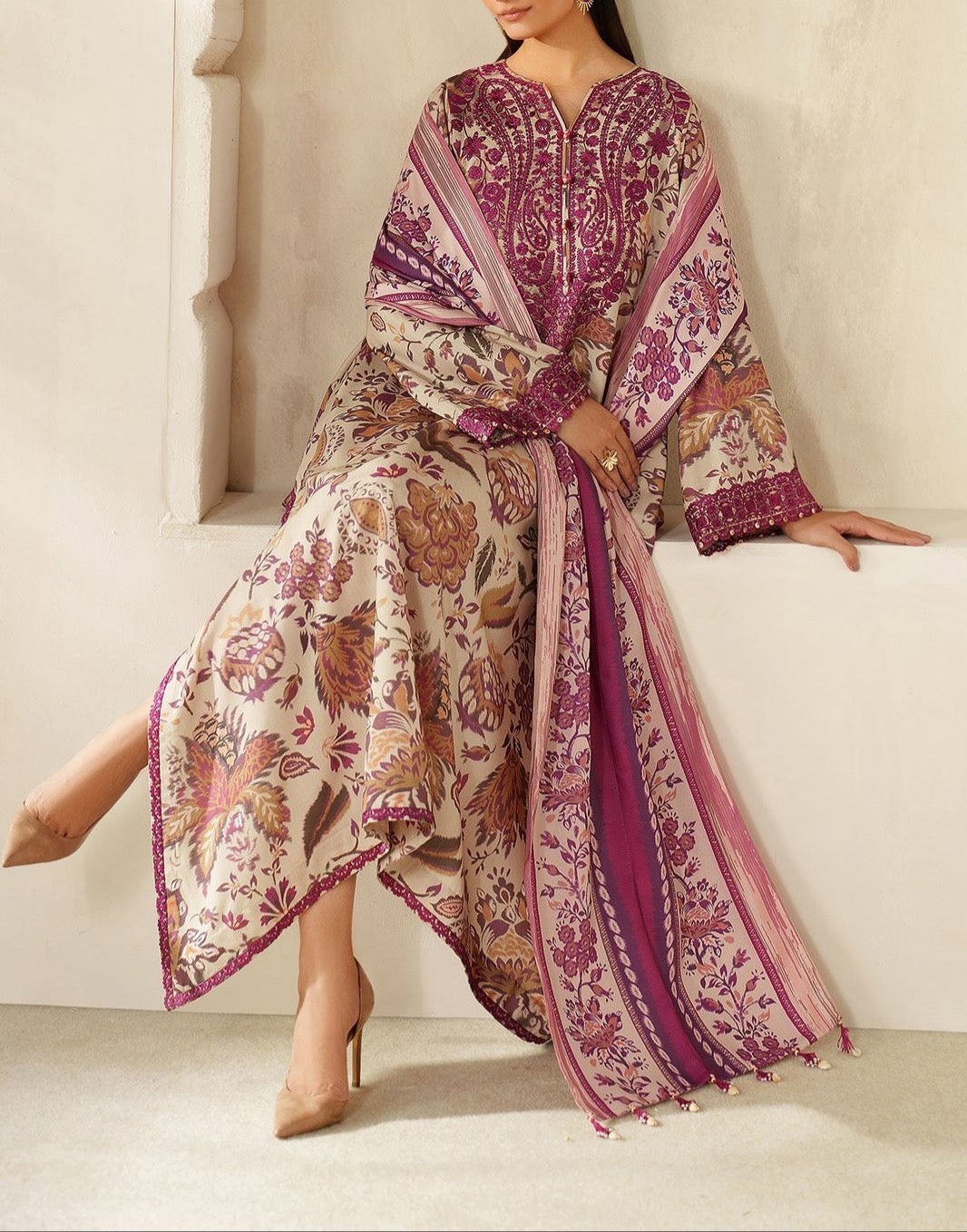 BAROQUE LAWN WEAR 5411