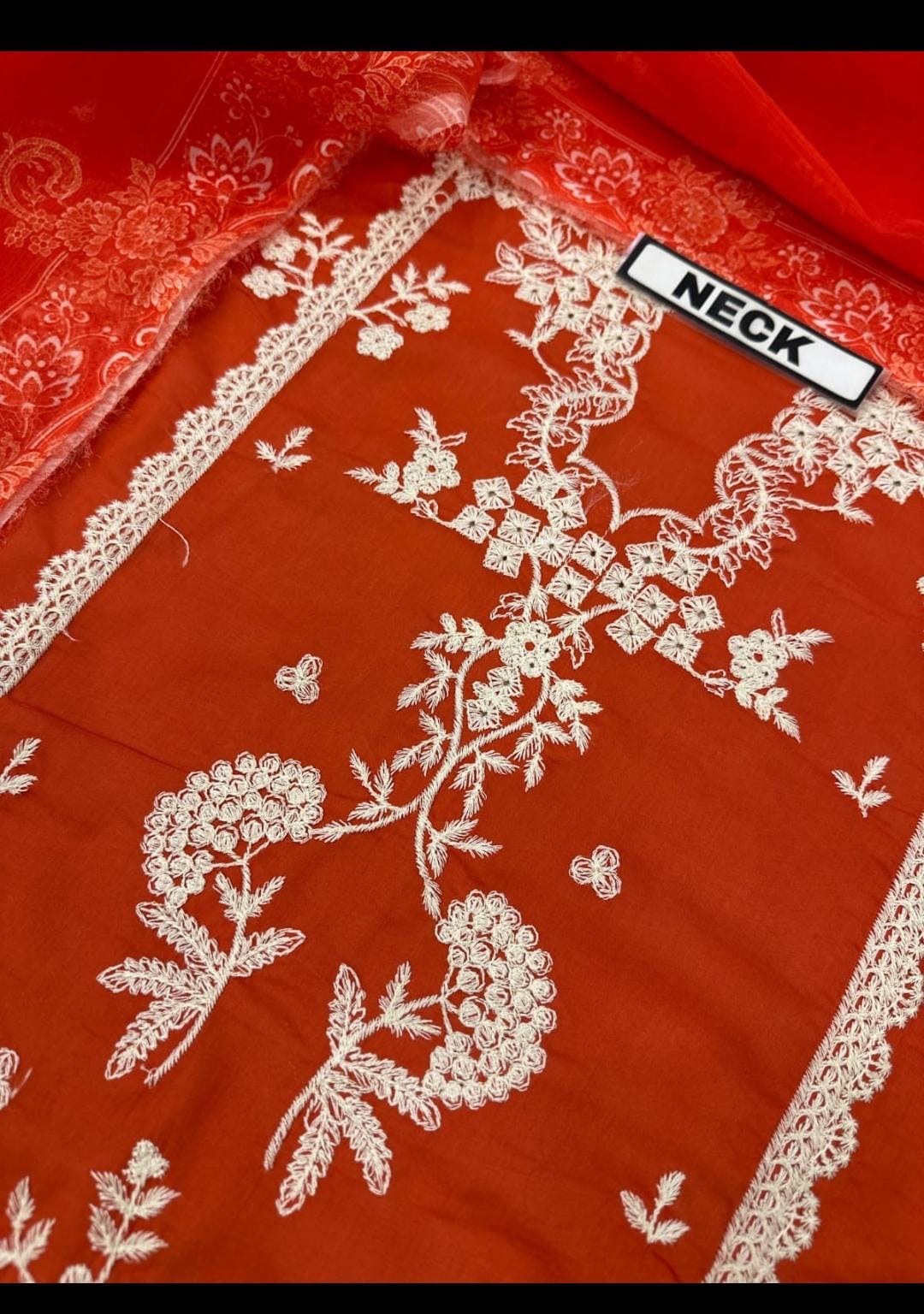 Hussain Rehar Lawn Wear 5428