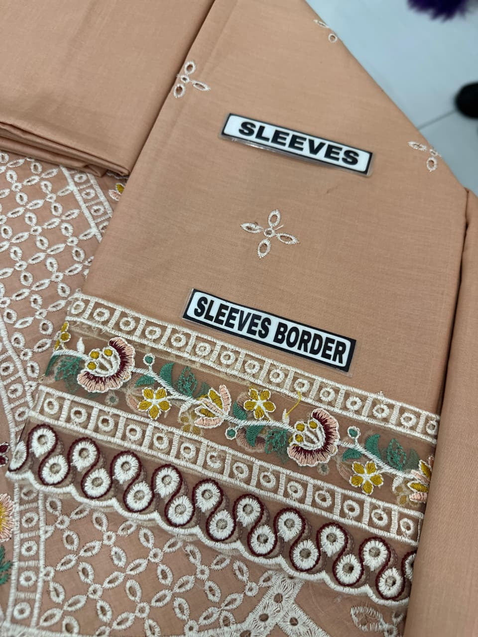 Shah Jahan Lawn/Khaddi Net Party Wear 5425