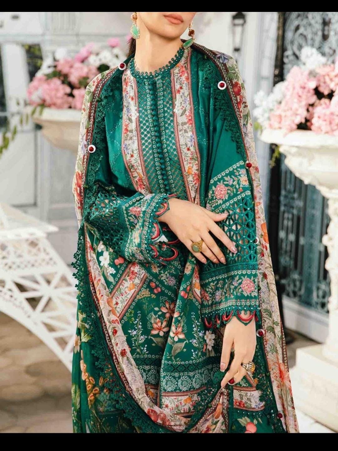 Maria B Lawn Wear 5395