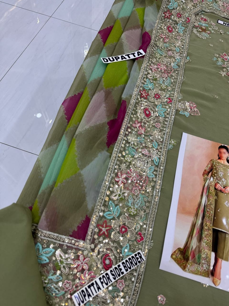 Farasha Chiffon Party Wear 5370