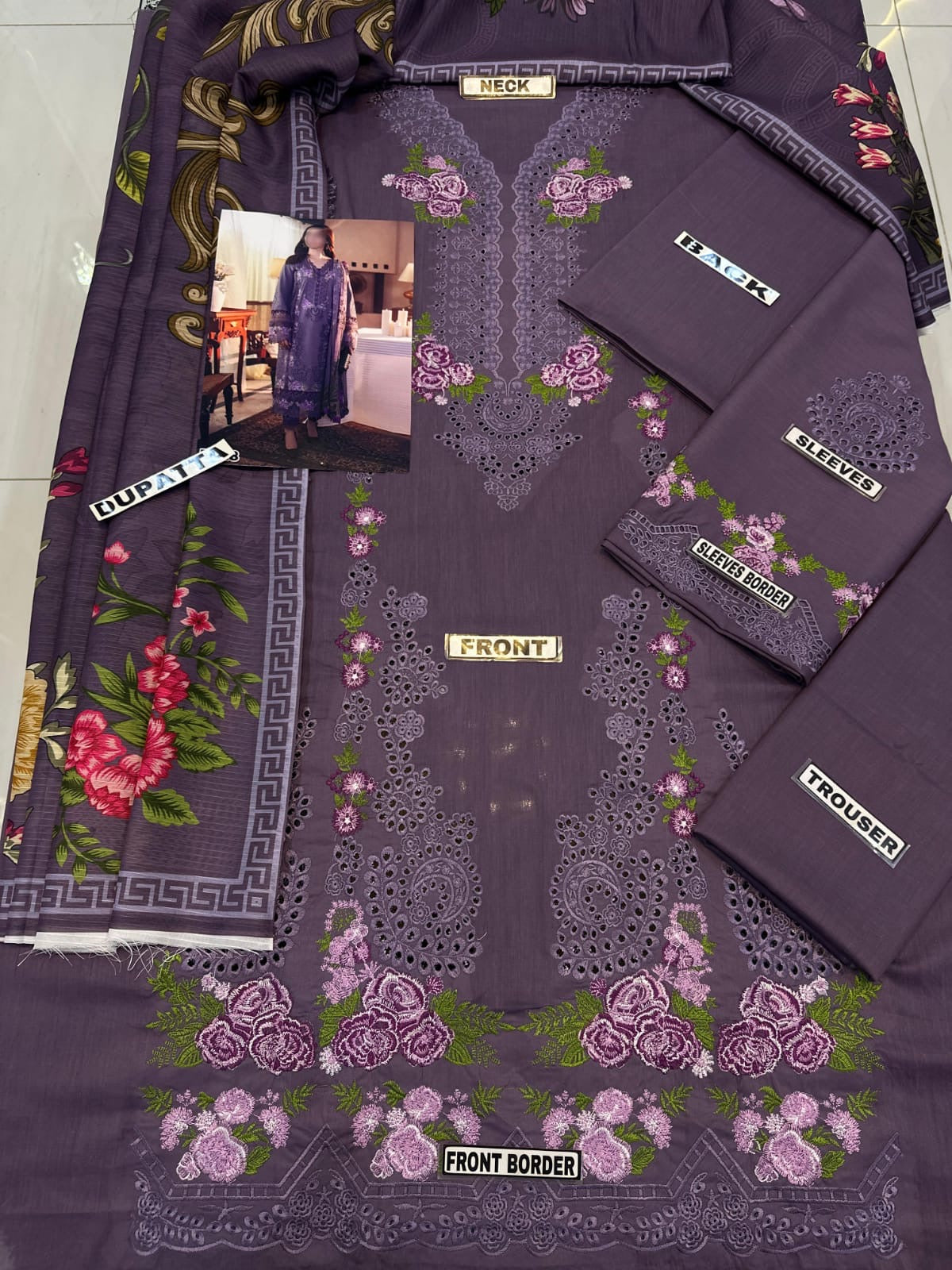 JADE CHIKANKARI LAWN/DIAMOND DIGITAL ORGANZA 5418