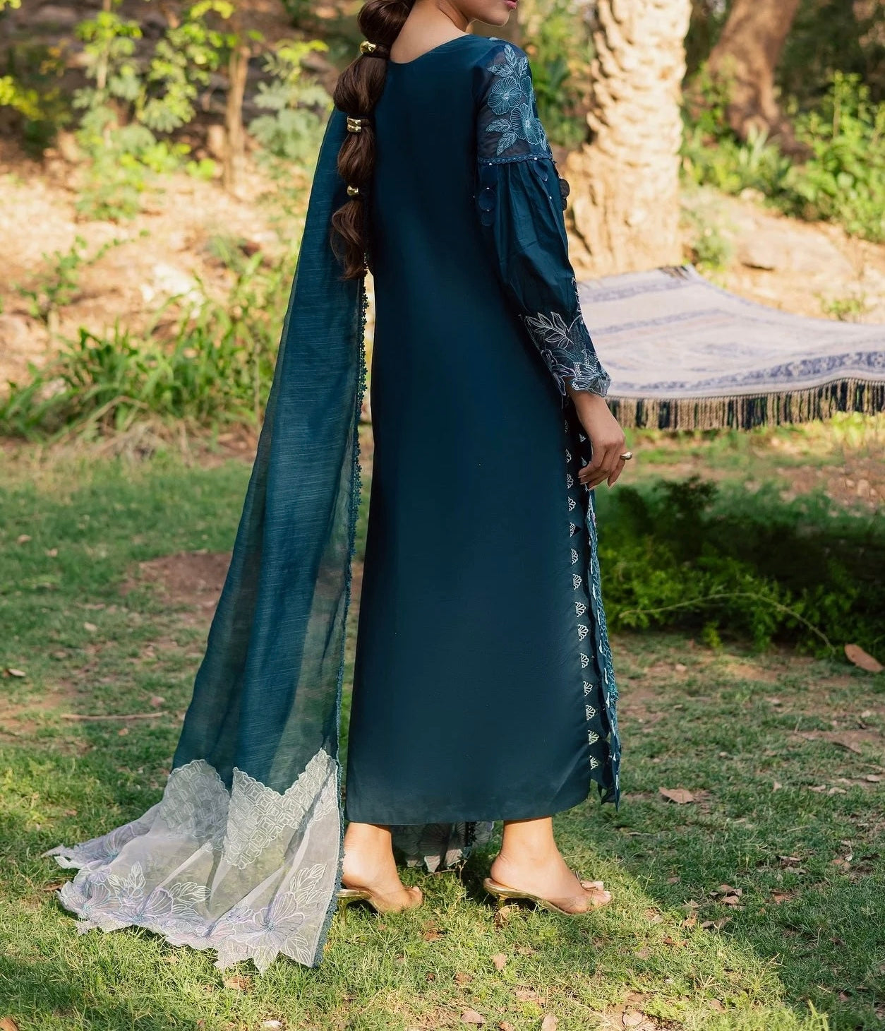 Parishay Chikankari Lawn/Cotton Net Party Wear 4605
