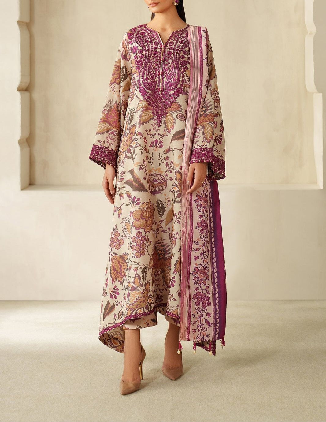 BAROQUE LAWN WEAR 5411