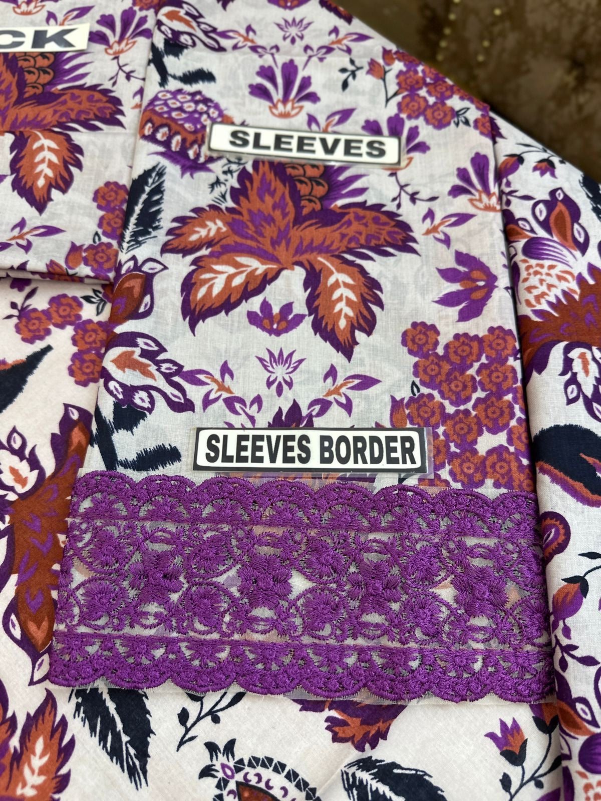 BAROQUE LAWN WEAR 5410