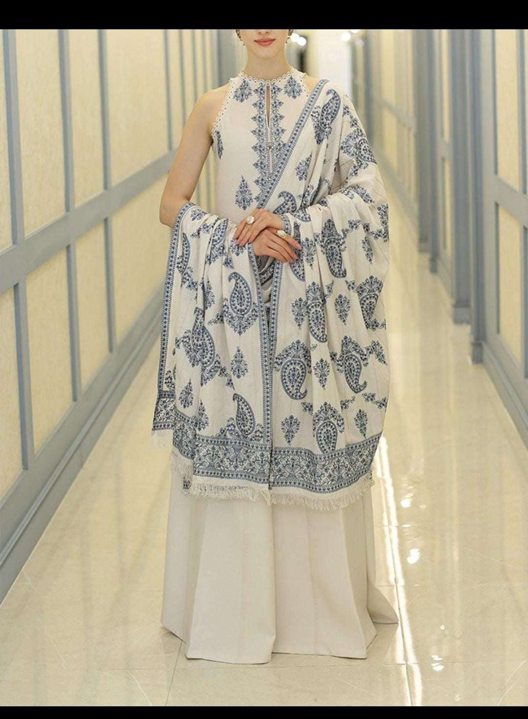 Bareeze Lawn Wear 5423