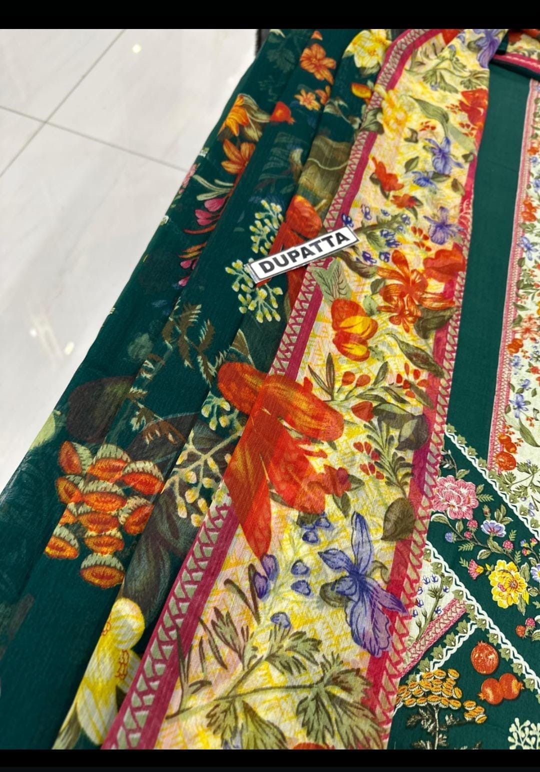 Maria B Lawn Wear 5395